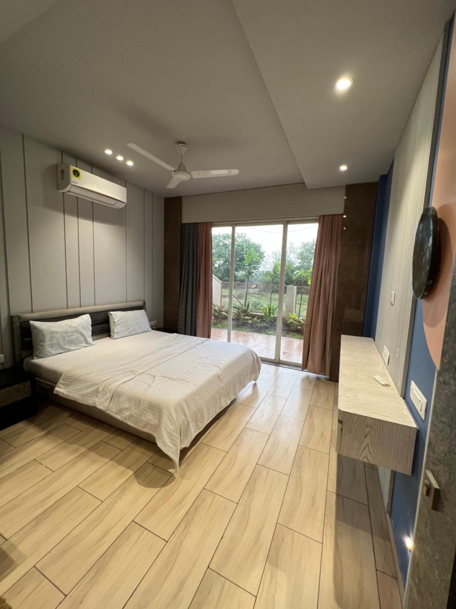 Capetown Resort Igatpuri Esterno foto