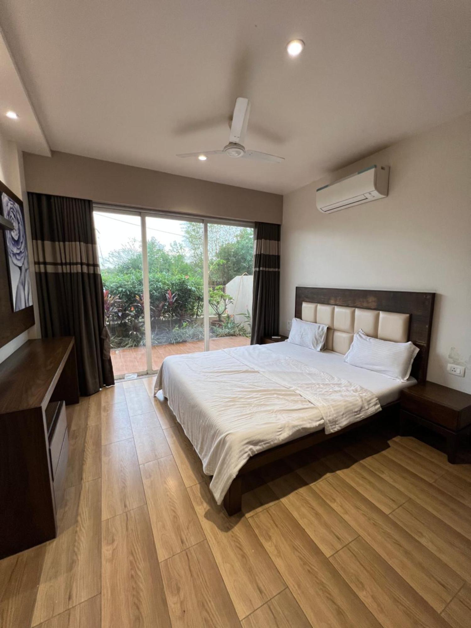 Capetown Resort Igatpuri Esterno foto